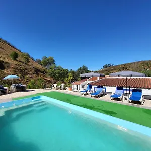 Casa Rochinha Bed & Breakfast
